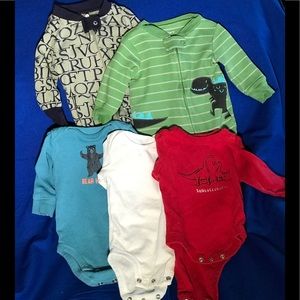 0-3 Month Old Boy Bundle 5 piece- onesies/footsies